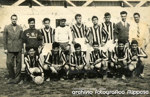 Silvio-Ragno-a-Catania-stadio-Cibali-finale-campionato-regionale-C.S.I.-1957